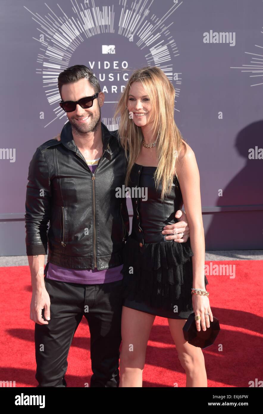 Adam Levine Wife Behati Prinsloo Stock Photos & Adam Levine Wife Behati