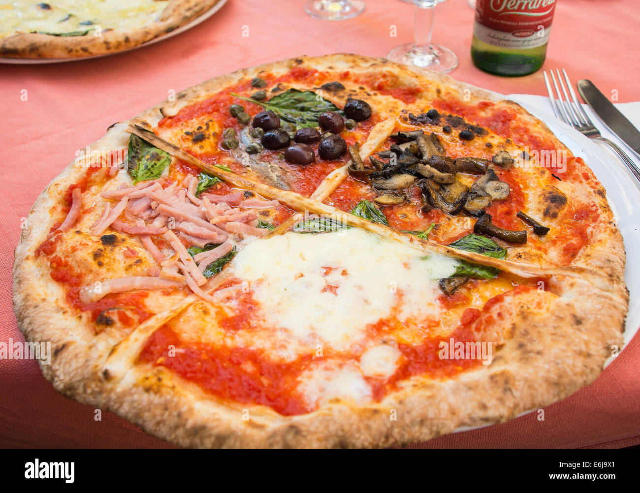 Pizza quattro stagioni hi-res stock photography and images - Alamy