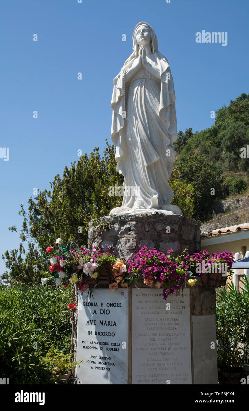 Madonna di lourdes hi-res stock photography and images - Alamy