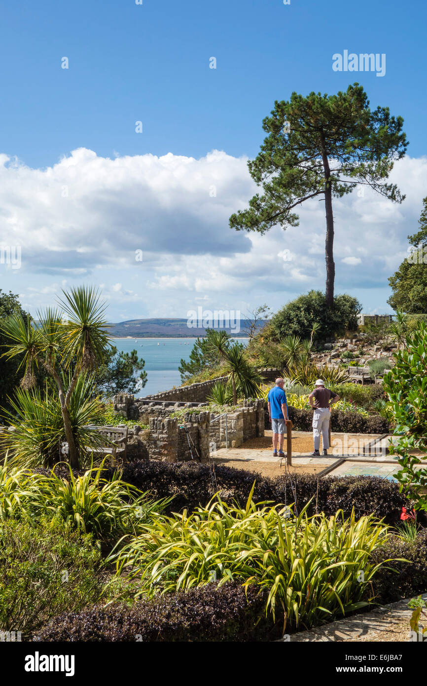 Pinecliff Gardens, Canford Cliffs, Poole, Dorset, UK Stock Photo Alamy