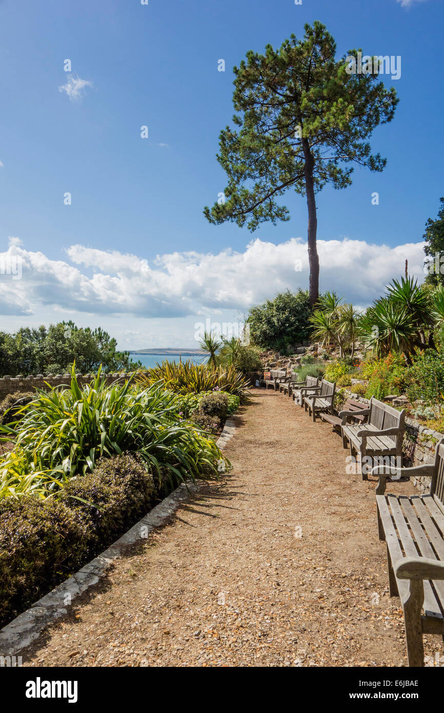 Pinecliff Gardens, Canford Cliffs, Poole, Dorset, England, UK Stock Photo Alamy