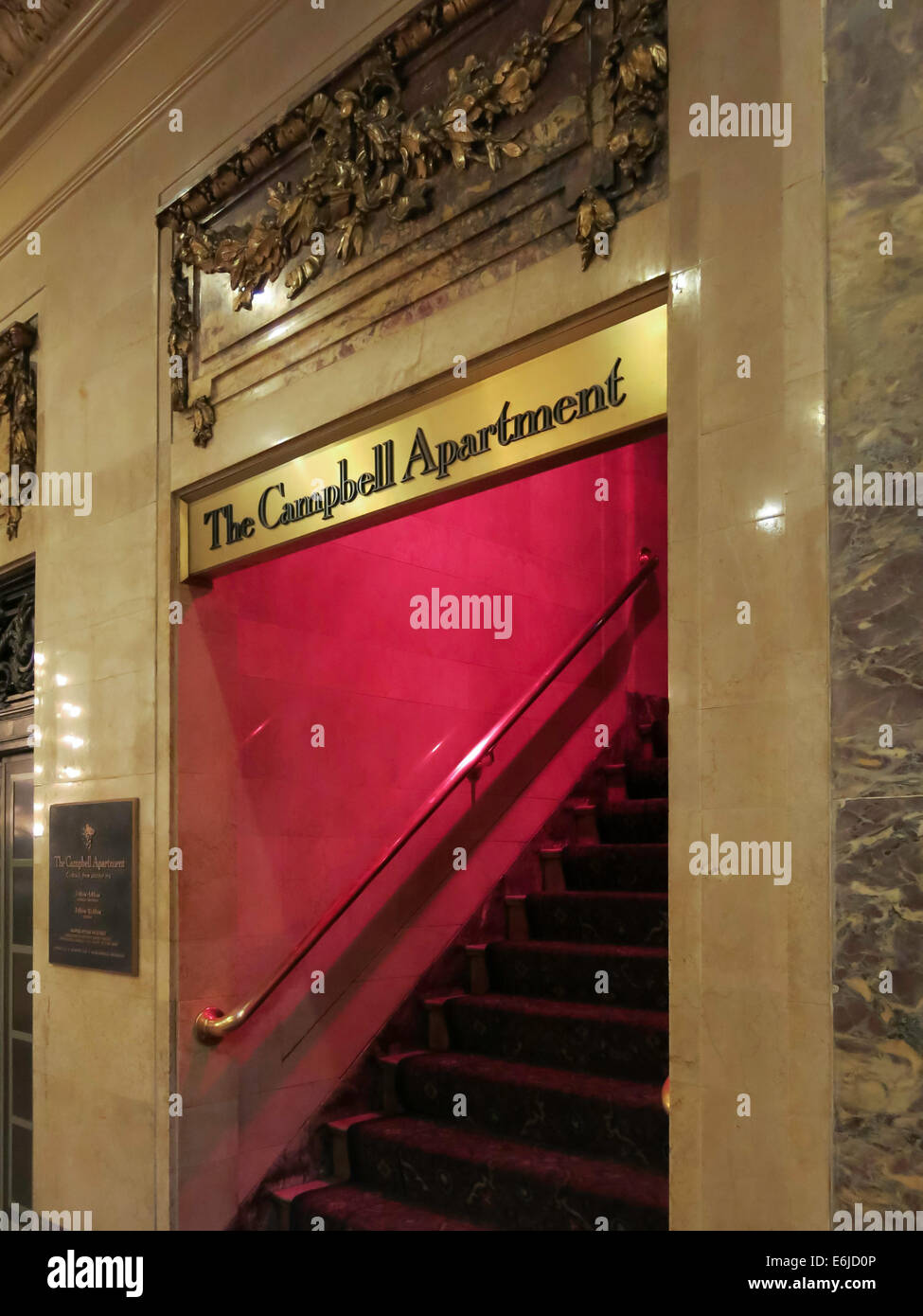 The Campbell Apartment Entrance in Grand Central Terminal, NYC Stock Photo Alamy