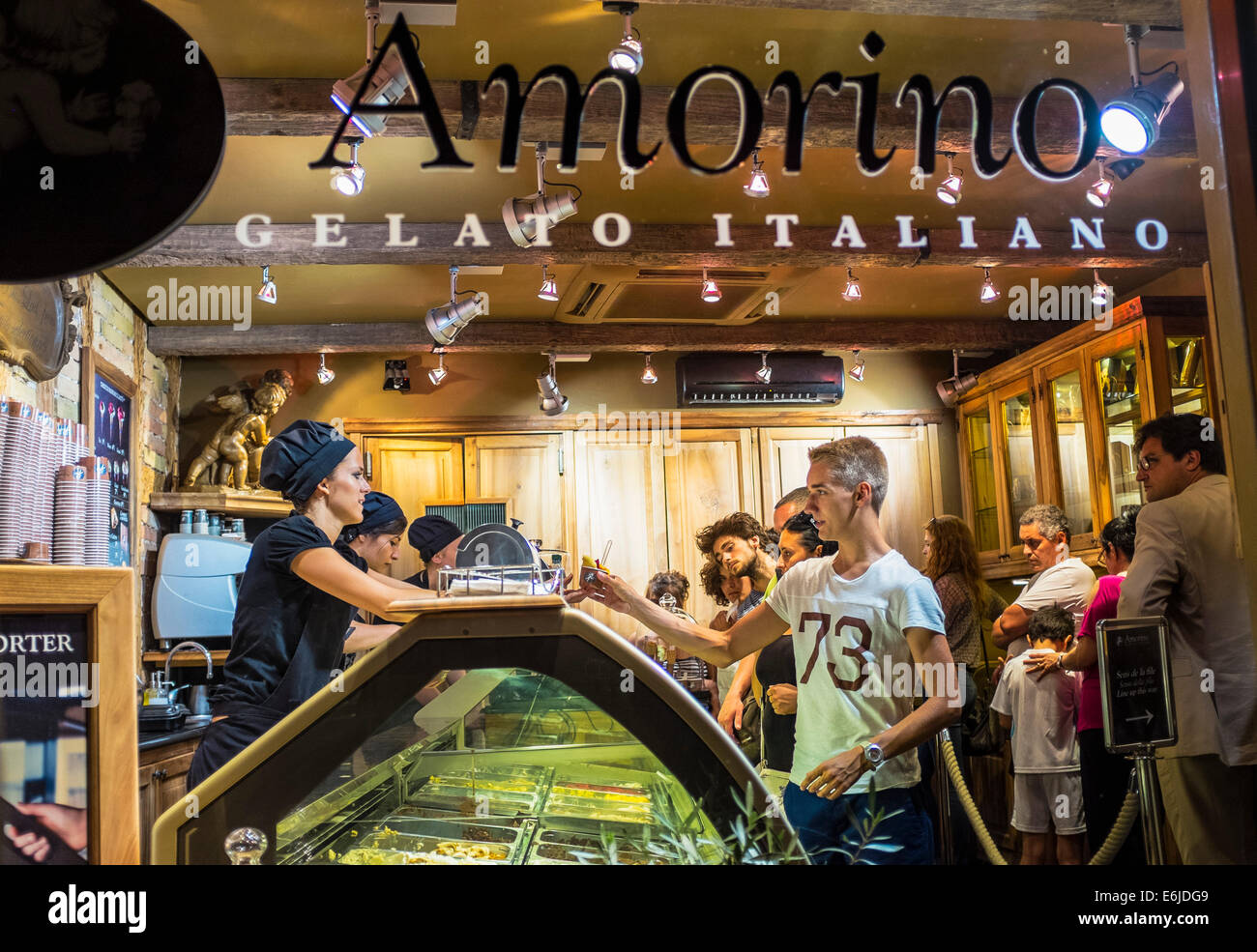 Amorino italian ice cream parlour hires stock photography and images
