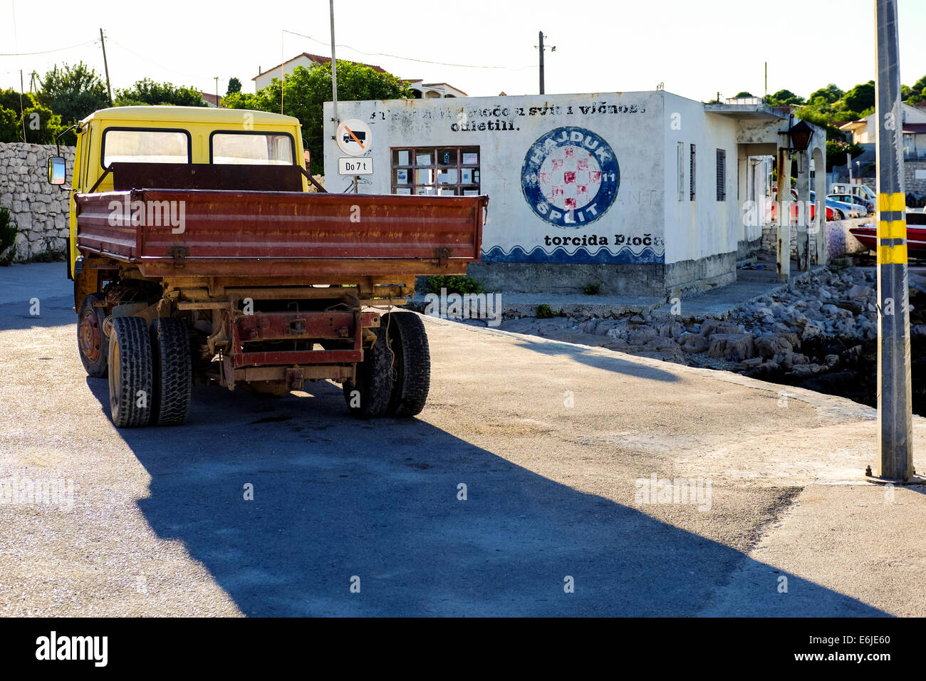 Page 3 Tipper Lorry High Resolution Stock Photography And Images Alamy