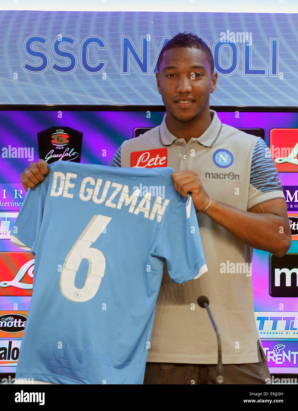 Jonathan guzman hires stock photography and images Alamy