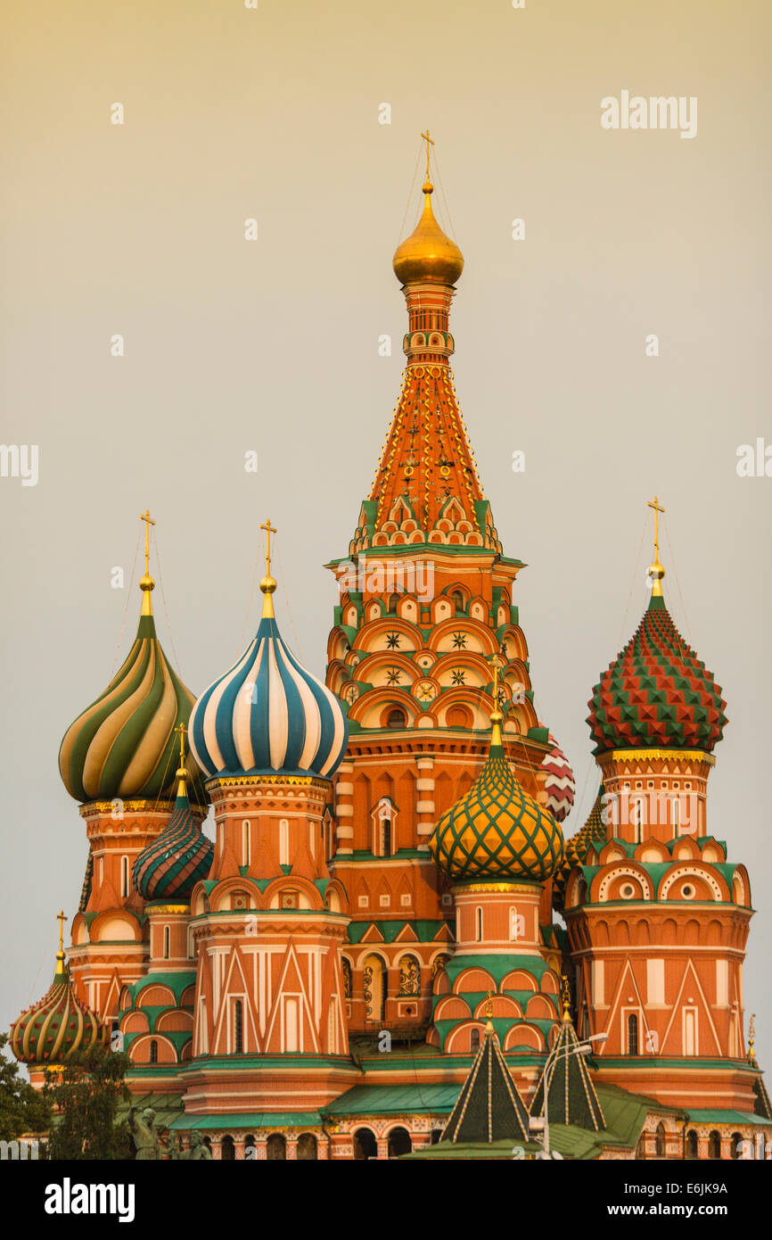 Dusk over Saint Basil's Cathedral, a former church now museum, Red Square, Moscow, Russia Stock Photo