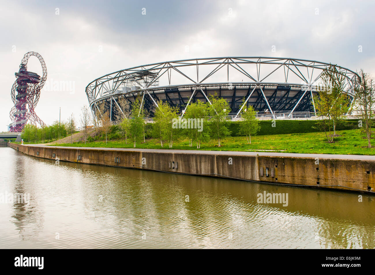 The Orbit and Olympic Stadium at Queen Elizabeth Park in London, England 21st April 2014. Stock Photo