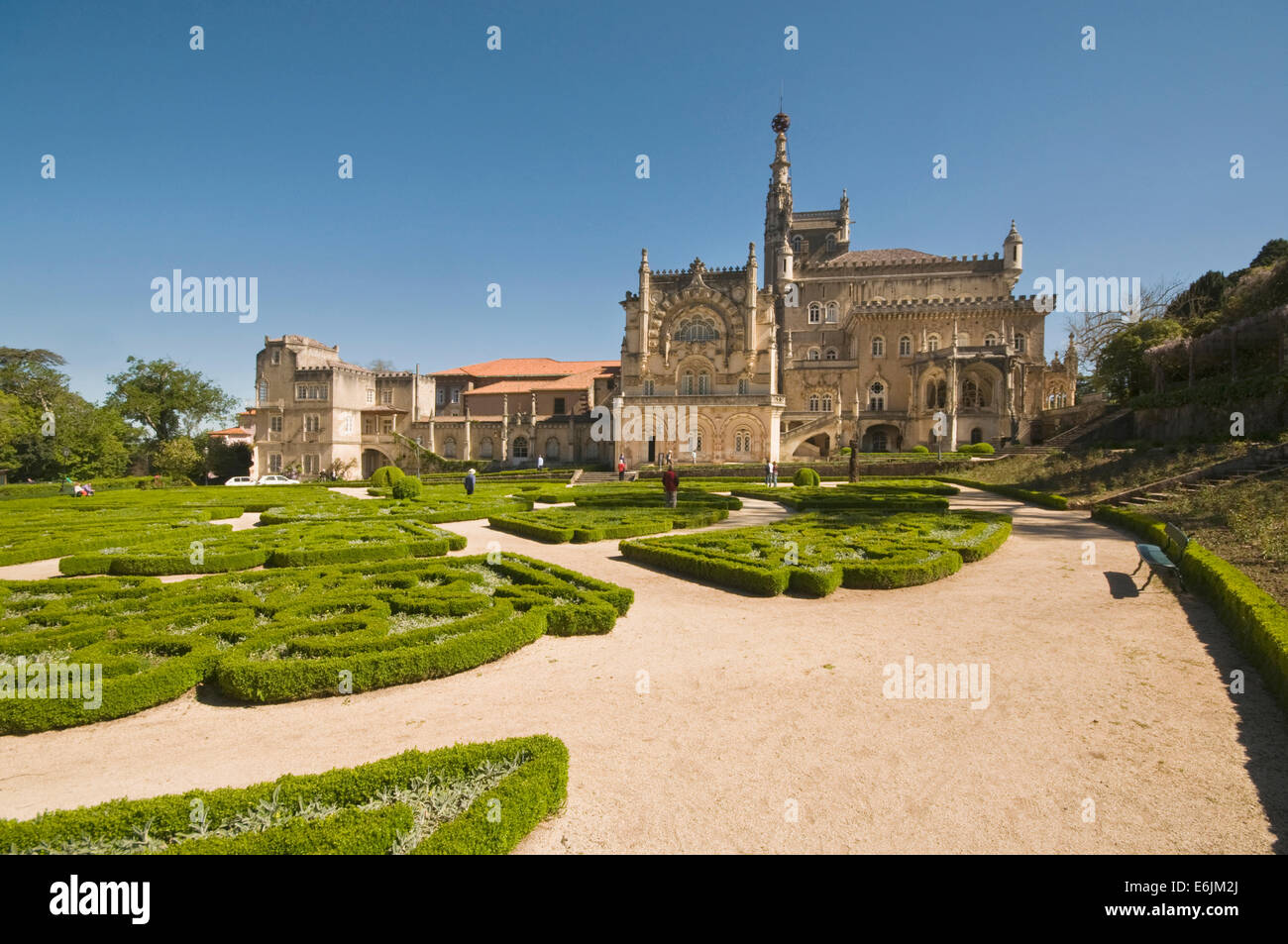 EUROPE, PORTUGAL, Bussaco, Palace Hotel, Palácio Hotel do Buçaco, orginally a Carmelite convent, 1628, rear of hotel with formal Stock Photo