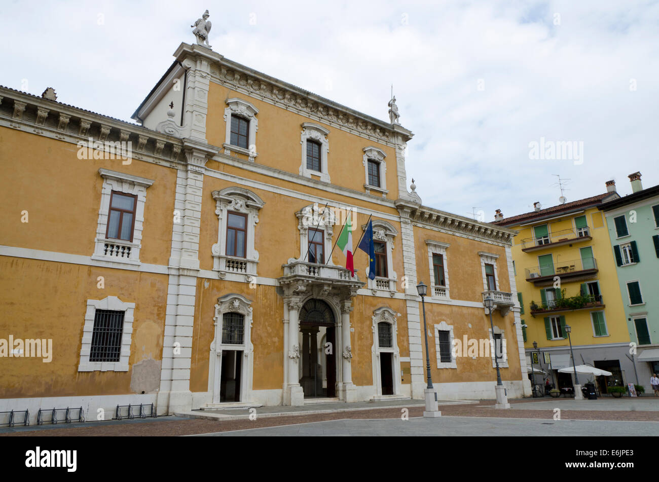 THe Palace, Palazzo Martinengo Palatini at piazza del Mercato in Stock ...