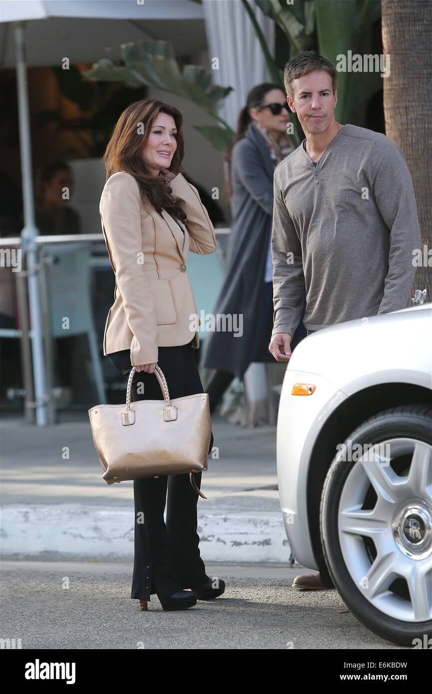 Lisa Vanderpump leaves Villa Blanca Featuring: Lisa ...