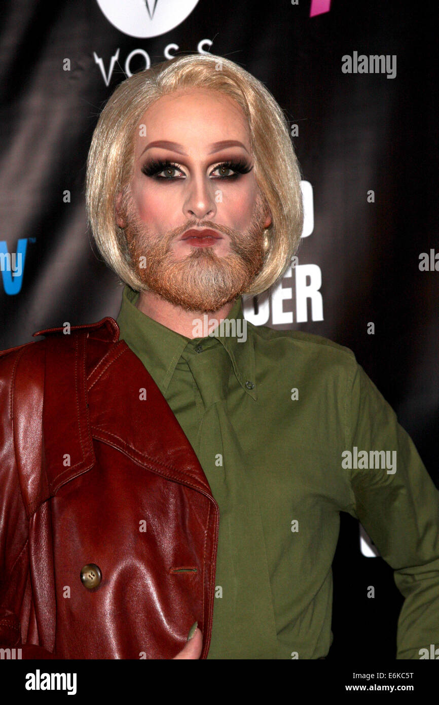 RuPaul's Drag Race Season 6 Premiere Party Arrivals Featuring