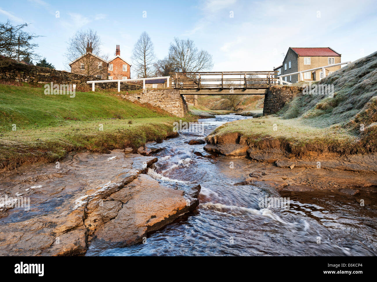 Hole beck bridge hi-res stock photography and images - Alamy