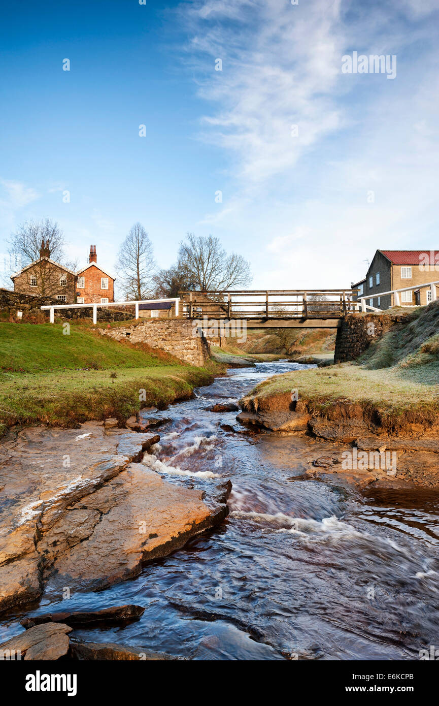 Hutton beck in Hutton le village on a frosty winter morning Stock Photo ...