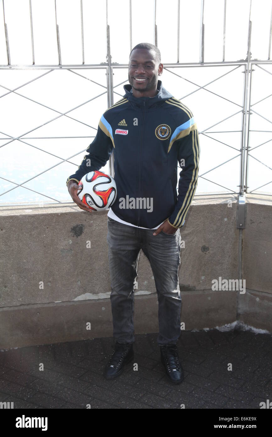 Empire State Building hosts Major League Soccer and U.S. Soccer stars Matt Besler, Michael Bradley, Maurice Edu and Graham Zusi  Featuring: Maurice Edu,of Philadelphia Union Where: NYC, New York, United States When: 18 Feb 2014 Stock Photo