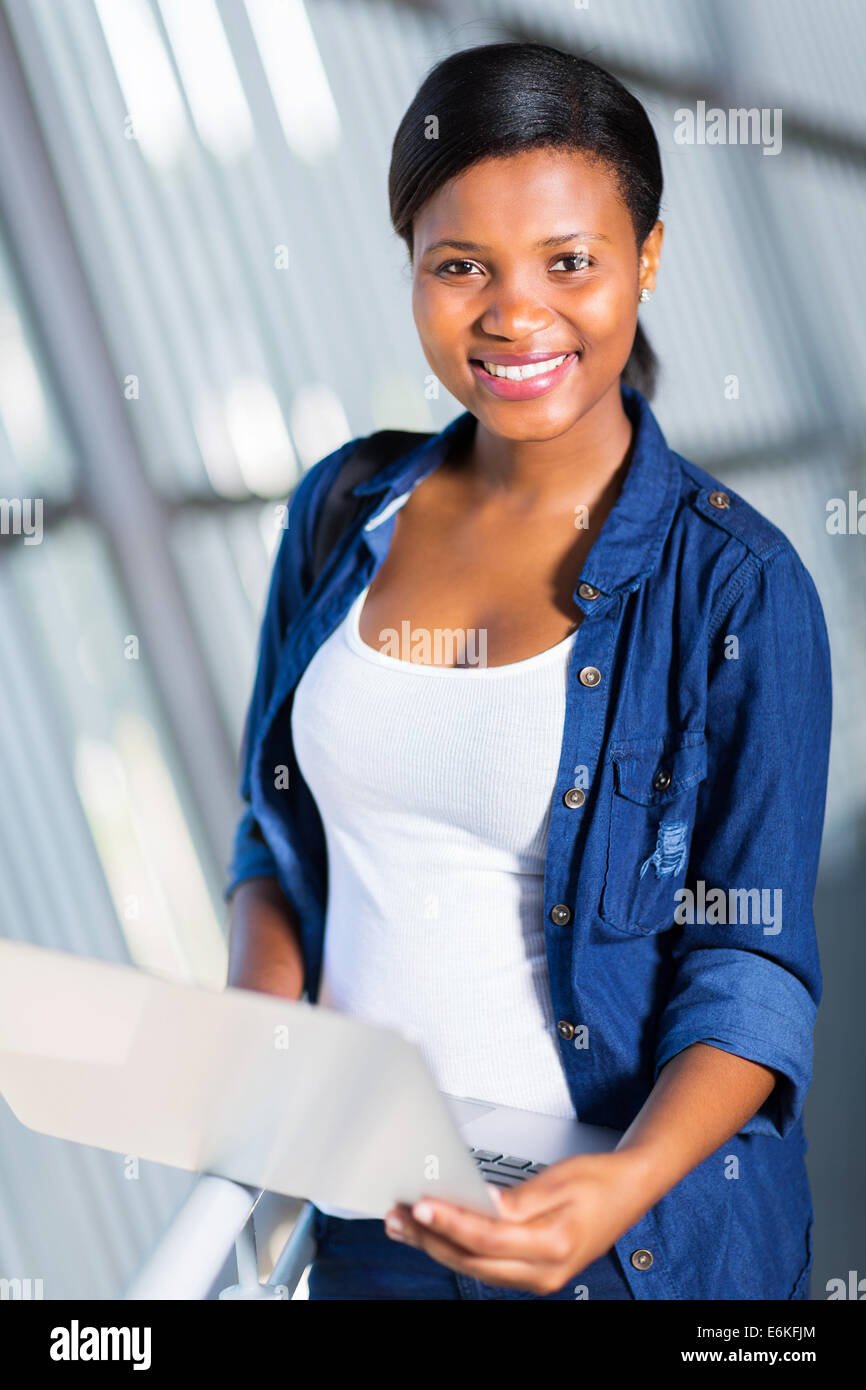 beautiful African college girl using laptop Stock Photo - Alamy