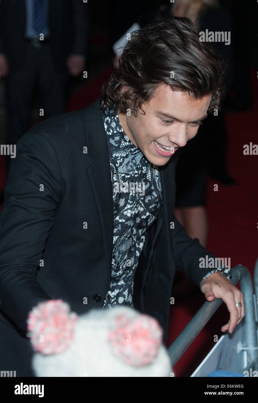 The Brit Awards (Brit's) 2014 held at the O2 - Arrivals Featuring: Harry  Styles,One Direction Where: London, United Kingdom When: 19 Feb 2014 Stock  Photo - Alamy, image size:889x1390