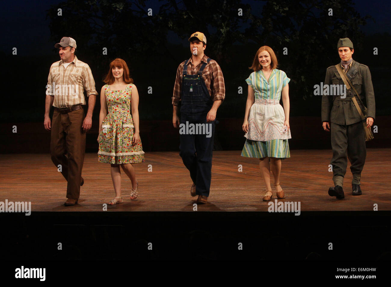 Preview of Broadway's The Bridges of Madison County at the Schoenfeld Theatre - Curtain Call.  Featuring: Cast Where: New York, New York, United States When: 20 Feb 2014 Stock Photo