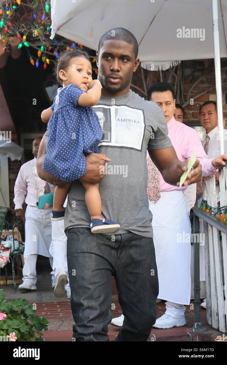 Reggie Bush And Partner Lilit Avagyan With Their Daughter Briseis Seen Leaving The Ivy 