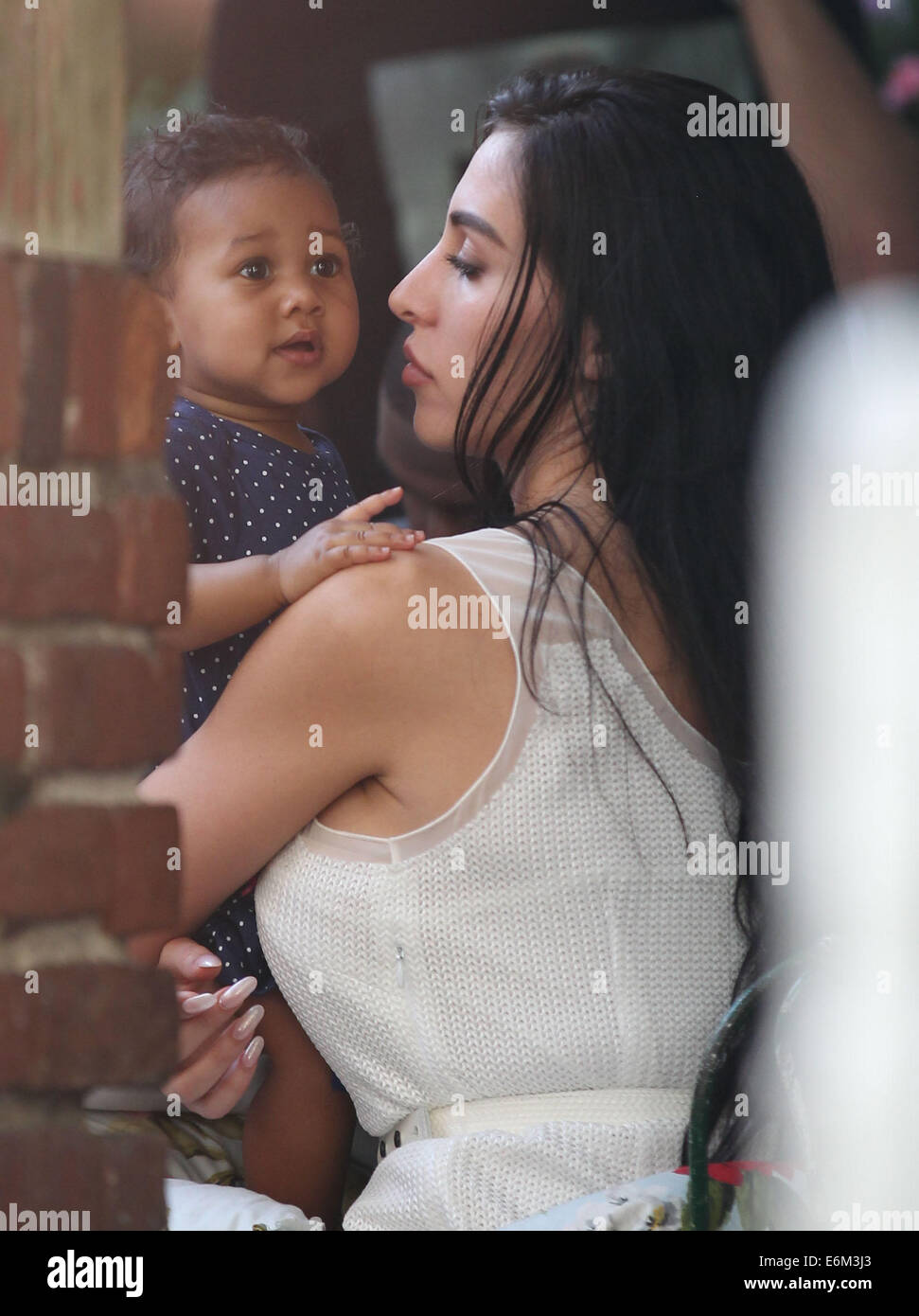 Reggie Bush, Lilit Avagyan and their baby daughter, Briseis having lunch at  The Ivy on Robertson Boulevard in West Hollywood Featuring: Briseis Bush,Lilit  Avagyan Where: Los Angeles, California, United States When: 20
