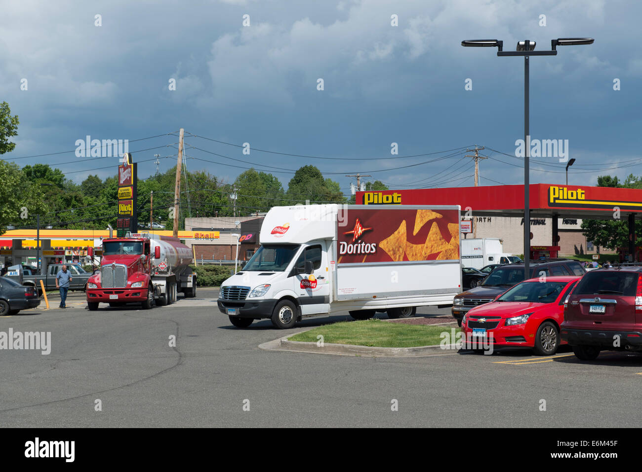 Pilot Travel Centers Truck Stop, Milford, CT. Stock Photo