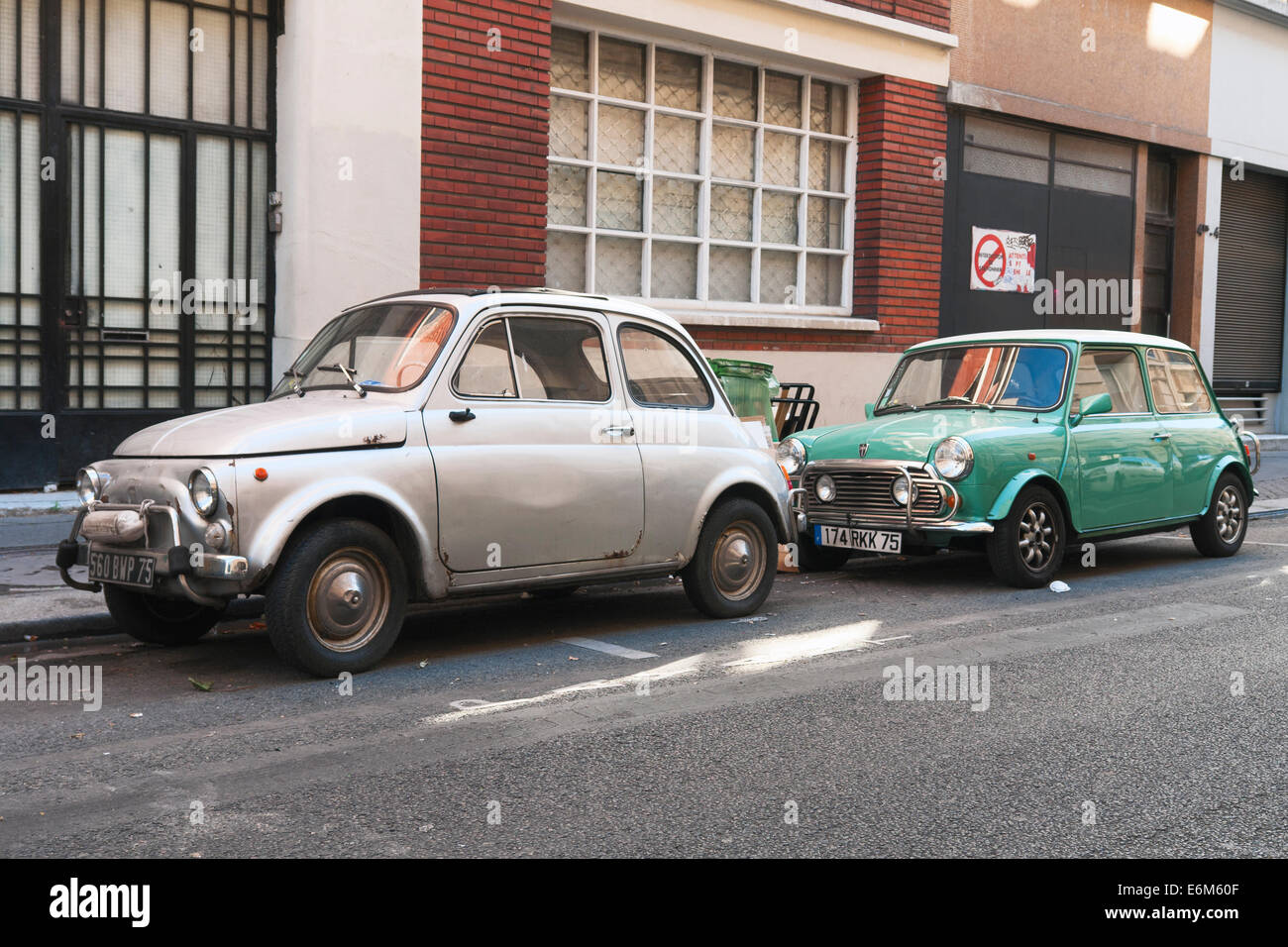 fiat 500 mini cooper Stock Photo - Alamy