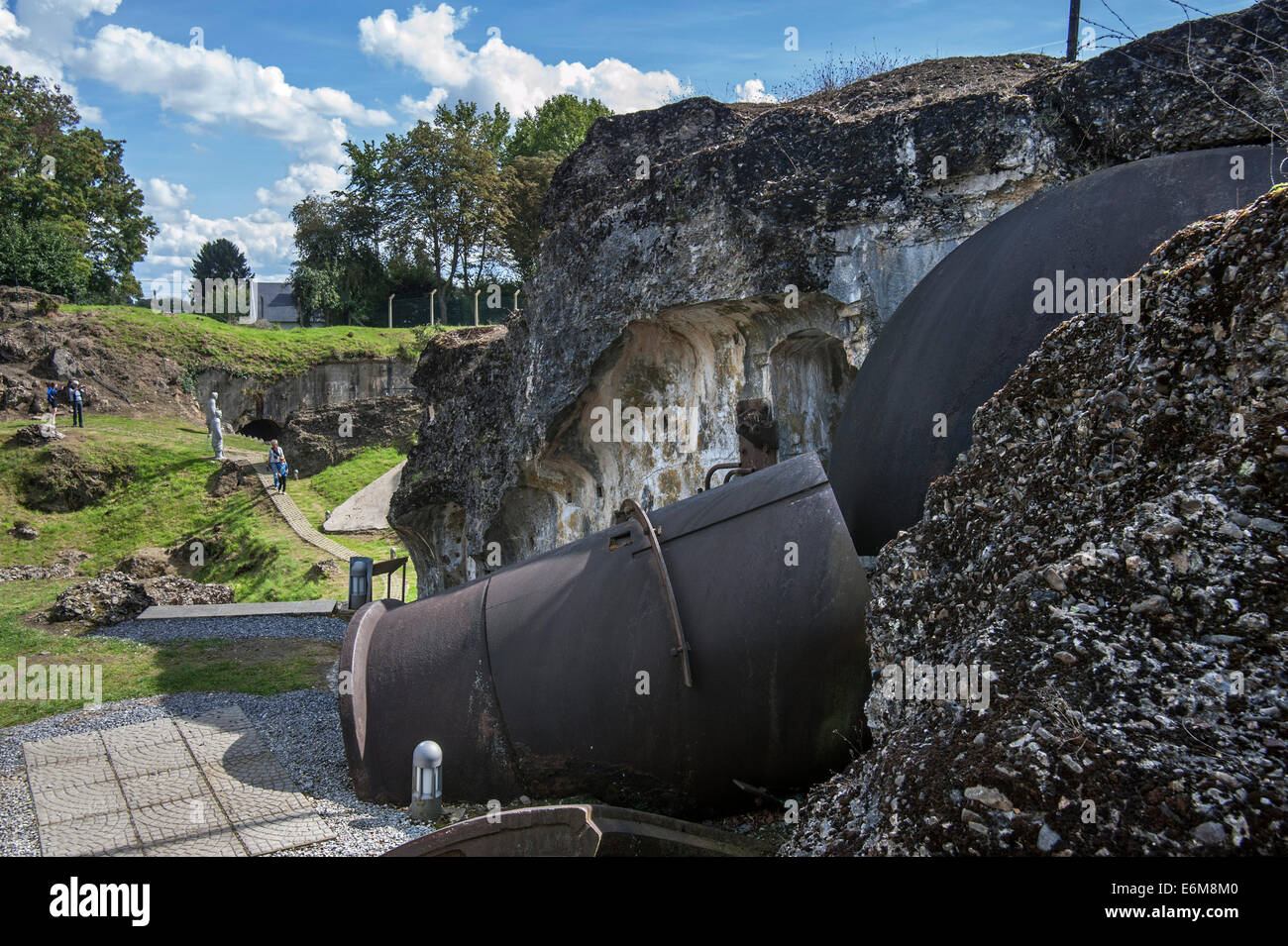 Broken searchlight and debris of the exploded magazine in the Fort de Loncin, destroyed during World War One, Liège, Belgium Stock Photo