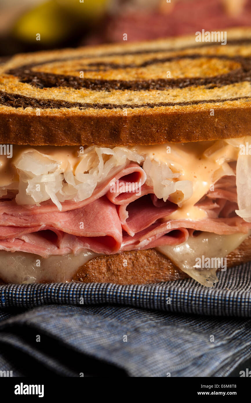 Pumpernickel and roast beef hires stock photography and images Alamy