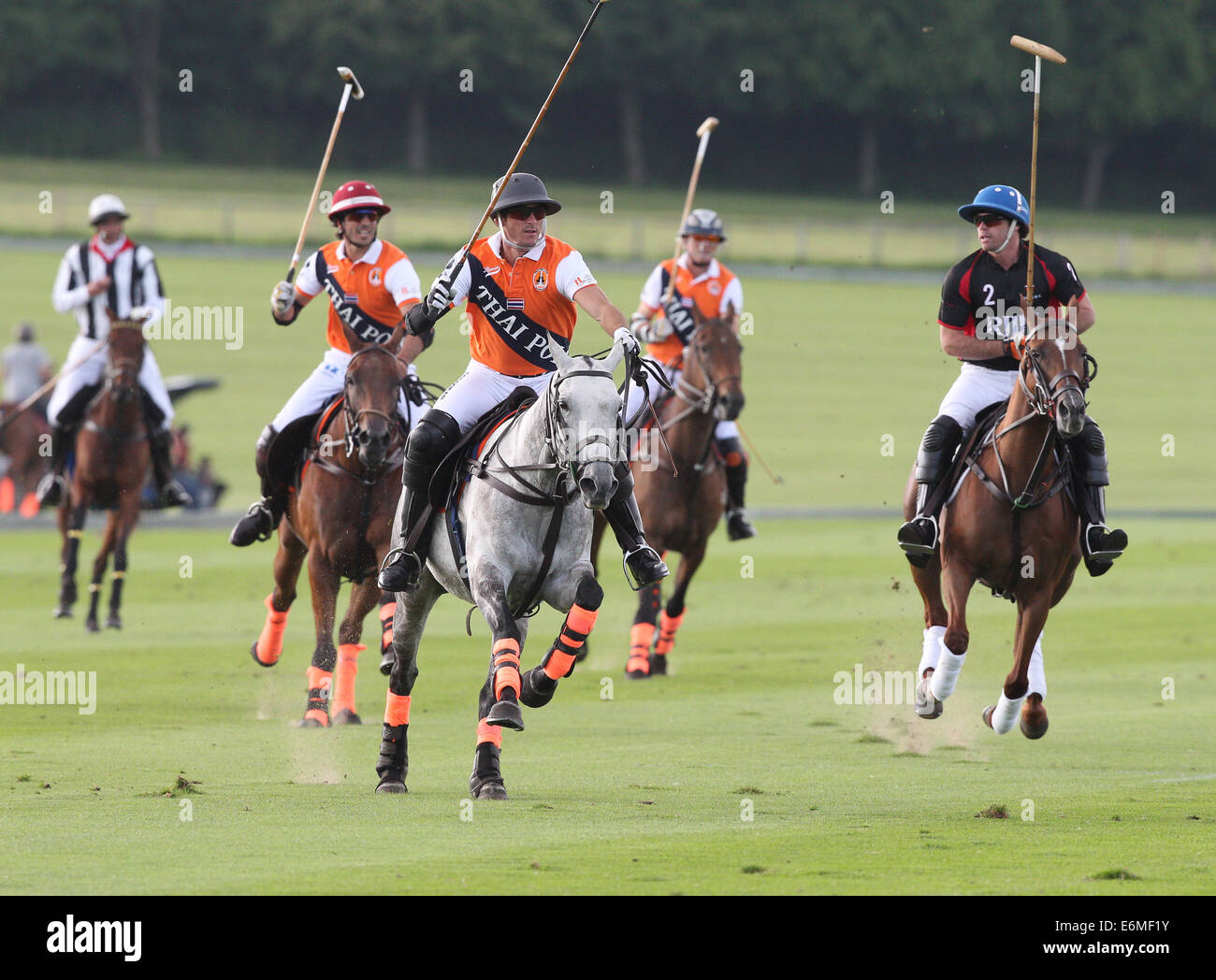 Nic roldan hi-res stock photography and images - Alamy