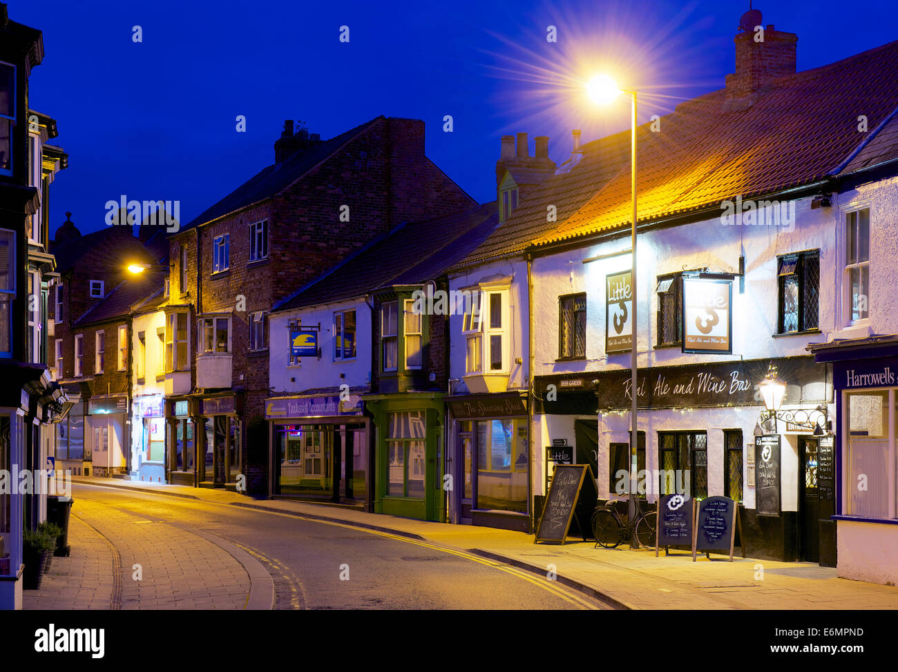 Thirsk public house hires stock photography and images Alamy