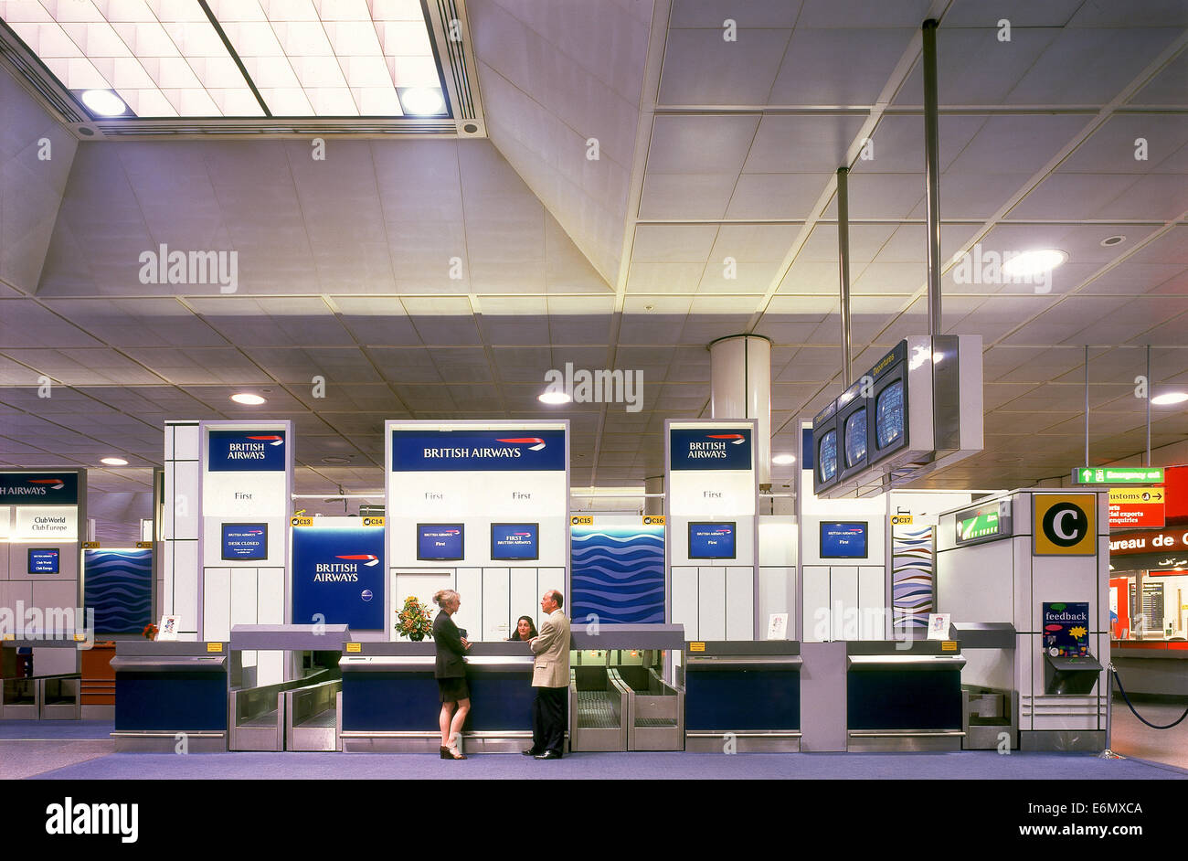 British Airways check-in desk at Gatwick Airport Stock Photo - Alamy