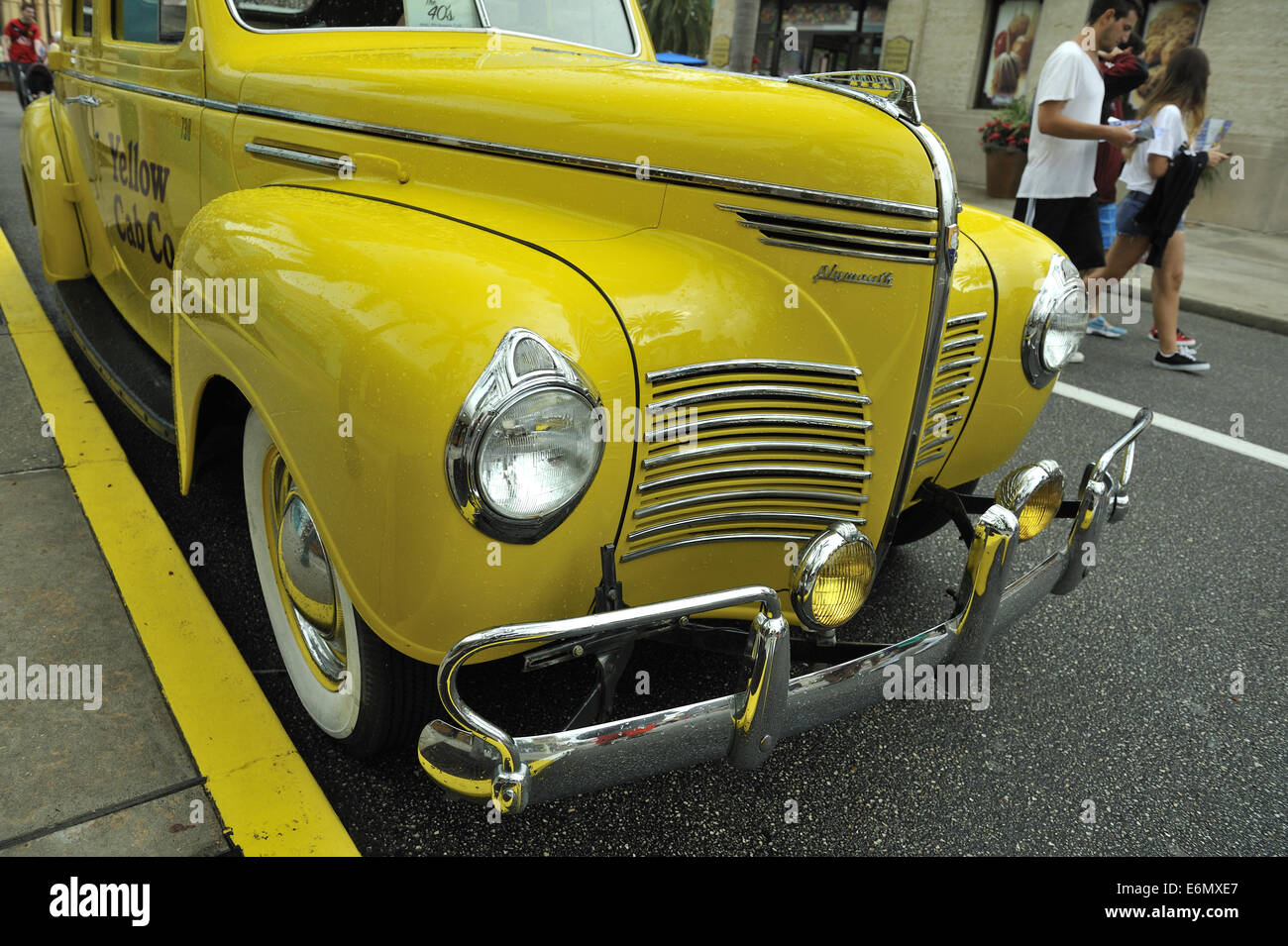 Vintage Chrysler Plymouth Yellow cab taxi, Universal Orlando Resort, Orlando, Florida, USA Stock Photo