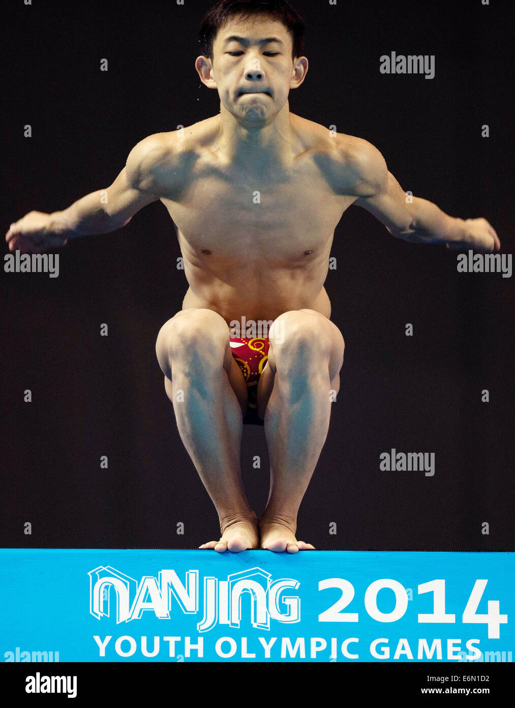 Nanjing, China. 27th Aug, 2014. Yang Hao of China competes during the Mixed International Team Final of Diving at the Nanjing 2014 Youth Olympic Games in Nanjing, capital of east China's Jiangsu Province, on August 27, 2014. Alejandra Orozco Loza and Daniel Jensen won the gold medal. Credit:  Xinhua/Alamy Live News Stock Photo