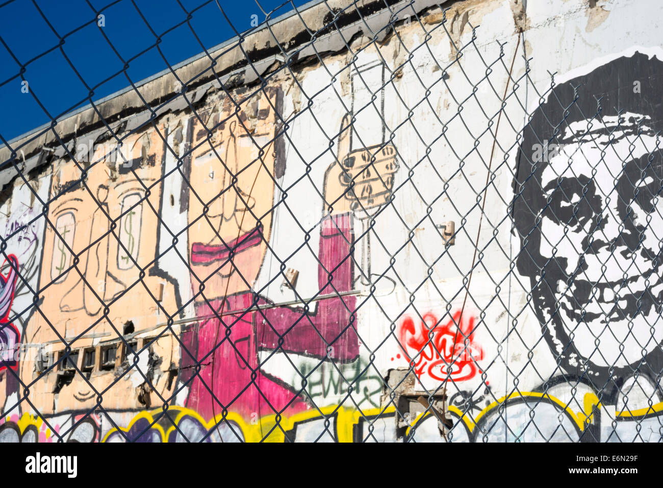 Usa Urban Chain Link Fence High Resolution Stock Photography and Images ...