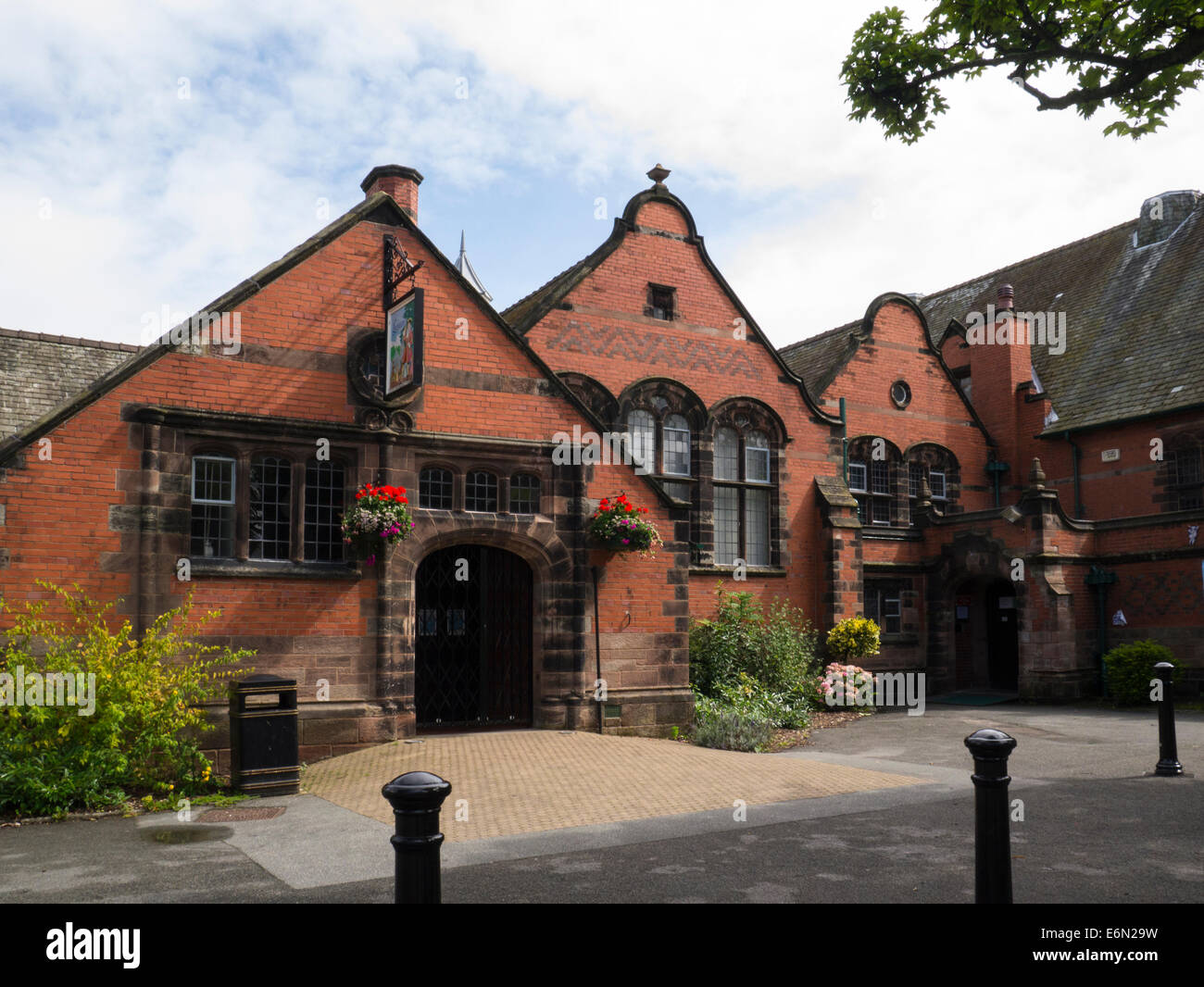 Lyceum Port Sunlight Wirral Merseyside built as school 1894 - 96 used as place of worship until church built now social club Stock Photo