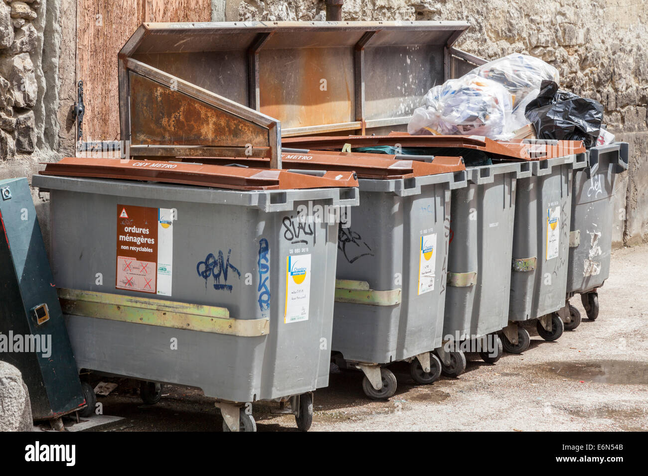 French recycling bins hires stock photography and images Alamy