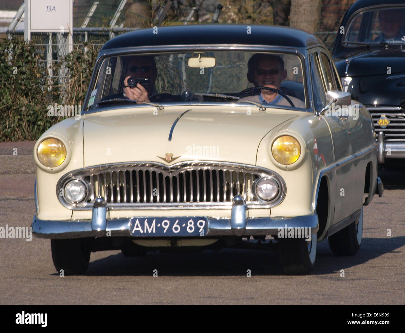Simca Versailles (1956), Dutch licence registration AM9689, pic7