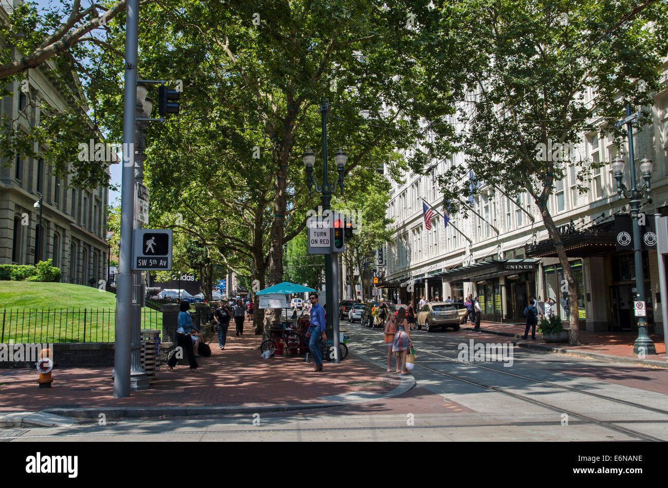SW 5th Avenue, Portland, Oregon Stock Photo