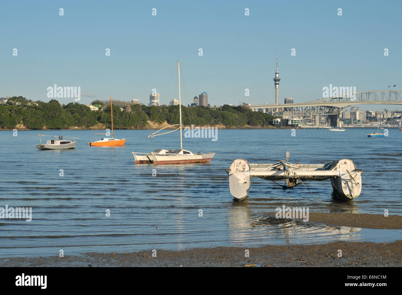 A view of Northcote Point and yachts from Little Shoal Bay Stock Photo ...