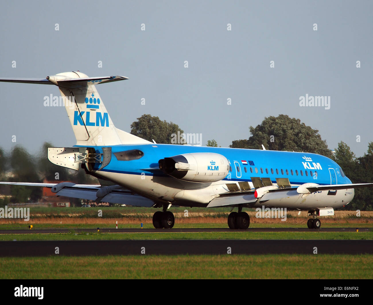 PH-KZN KLM Cityhopper Fokker F70 - cn 11553, 11Aug2014, landing at Schiphol (AMS - EHAM), The Netherlands Stock Photo