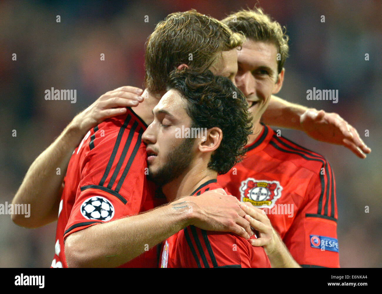 Leverkusens Stefan Kiessling R Celebrates The 4 0 With Hakan Calhanoglu And Stefan Reinartz 