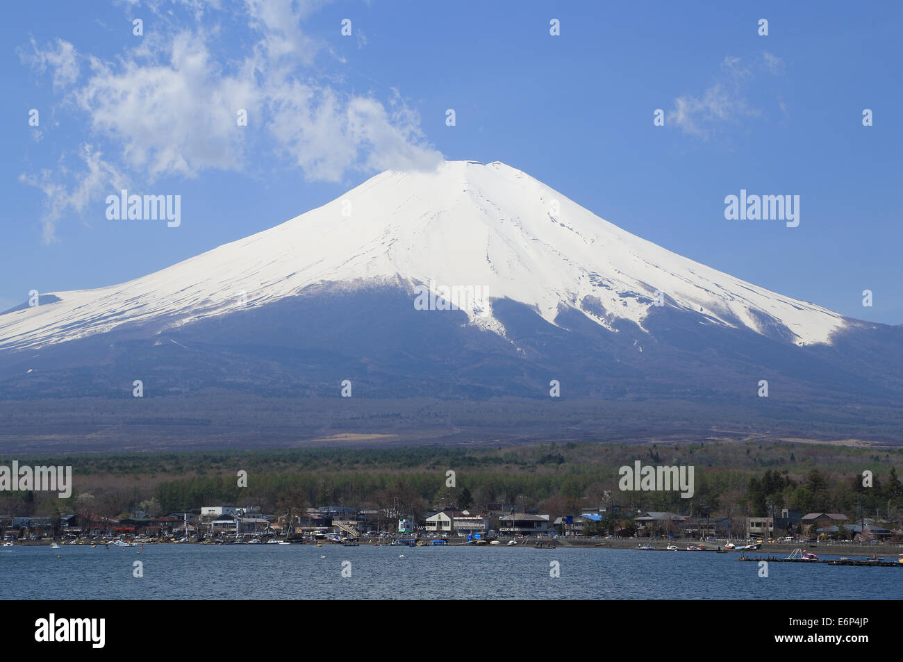 Mt.Fuji at Lake Yamanaka, Yamanashi, Japan Stock Photo Alamy