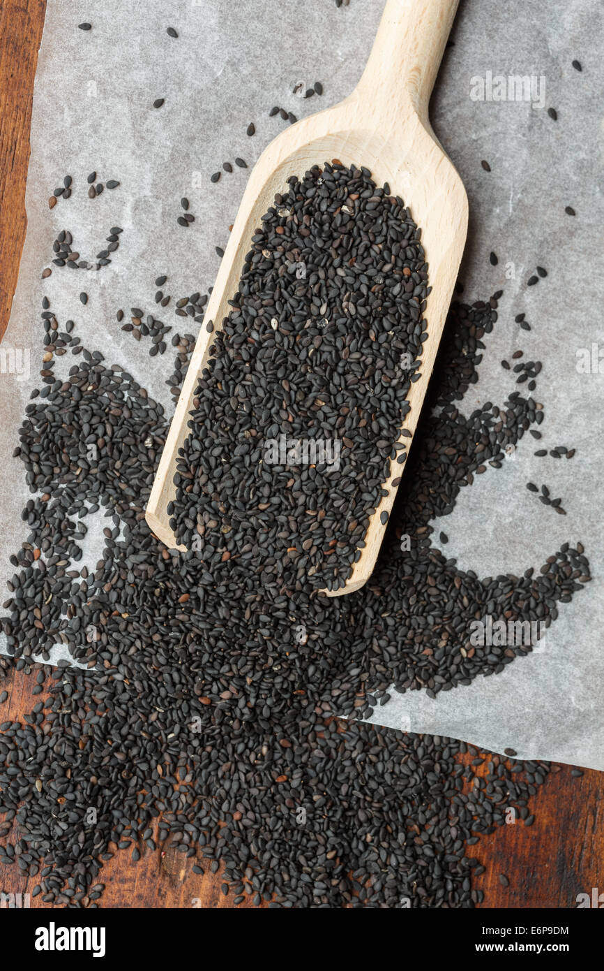 Black sesame seeds hi-res stock photography and images - Alamy