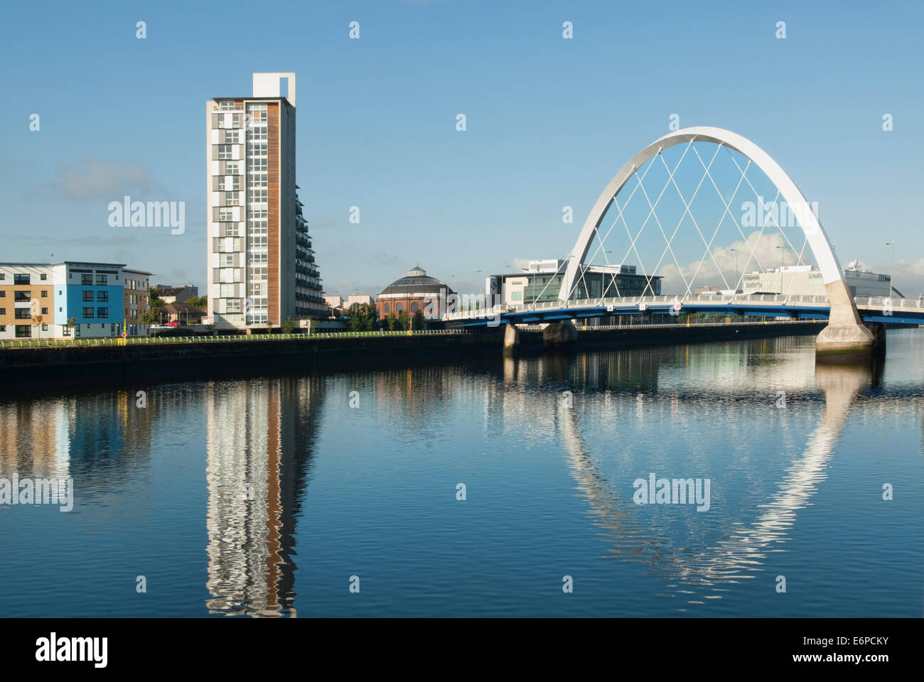 Clyde Arc 'Squinty' Bridge over the River Clyde, Glasgow Stock Photo
