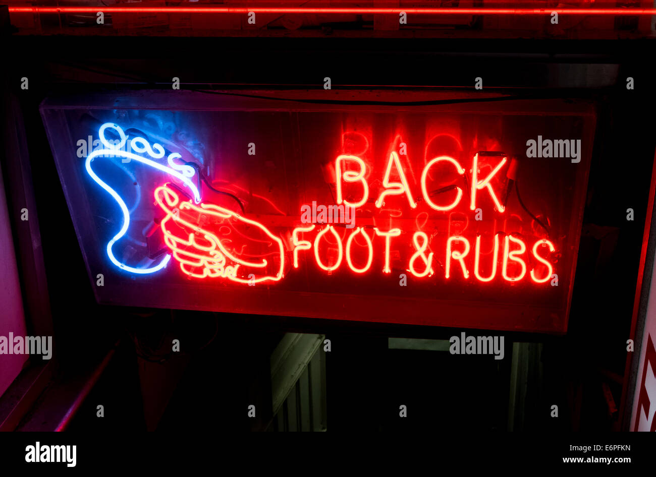 Neon sign for foot massage hires stock photography and images Alamy