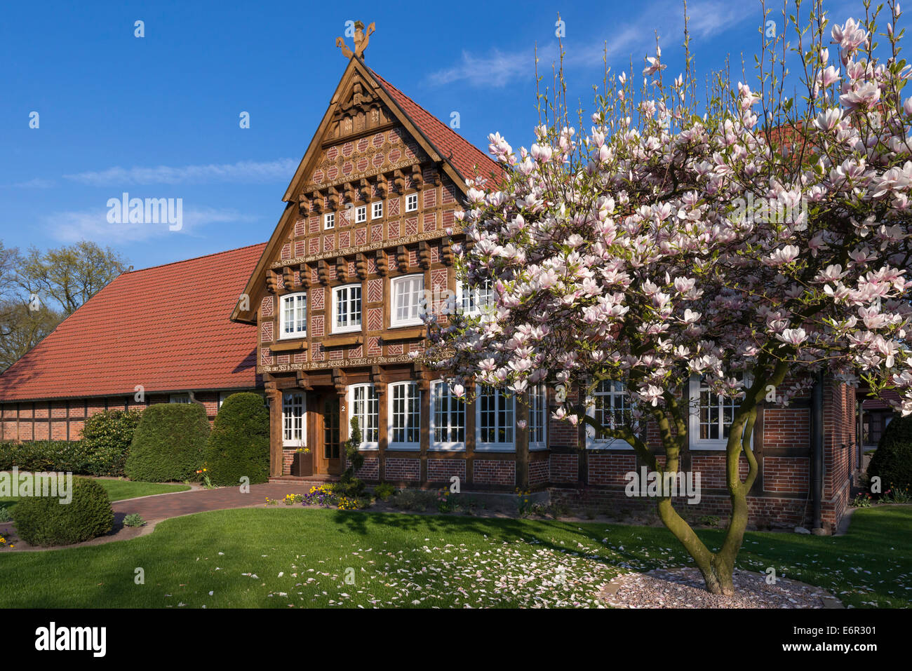 half-timbered house, lohne-südlohne, lohne, vechta district, oldenburger münsterland, lower saxony, germany Stock Photo