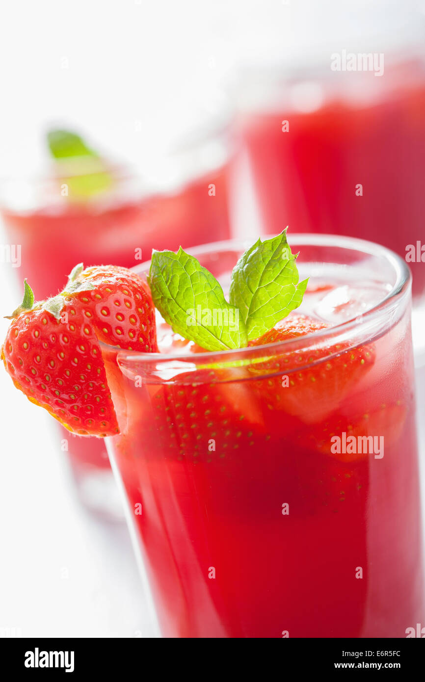 strawberry juice with mint. summer drink Stock Photo Alamy