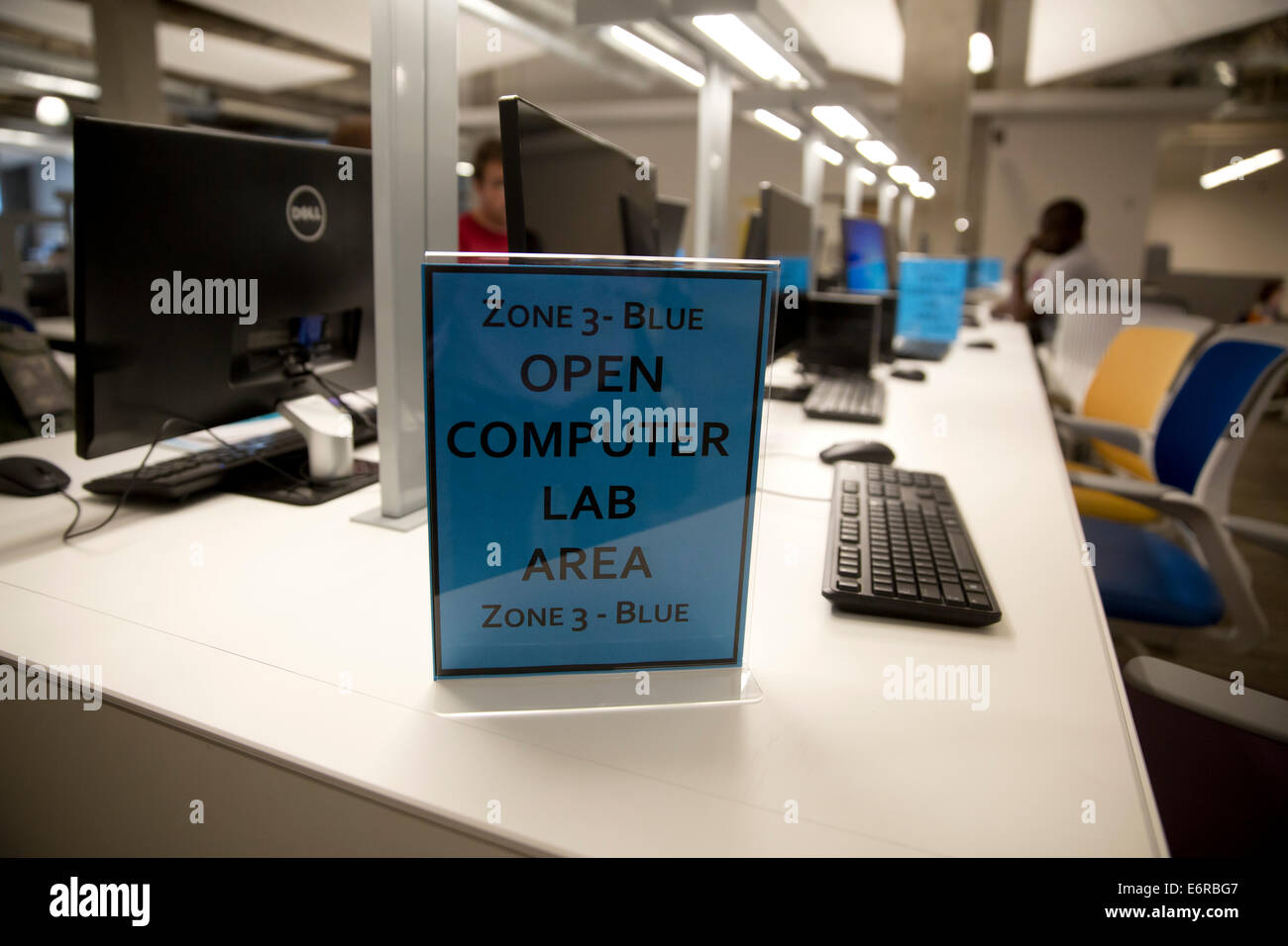 Community college students use computer and tutoring lab at new campus ...