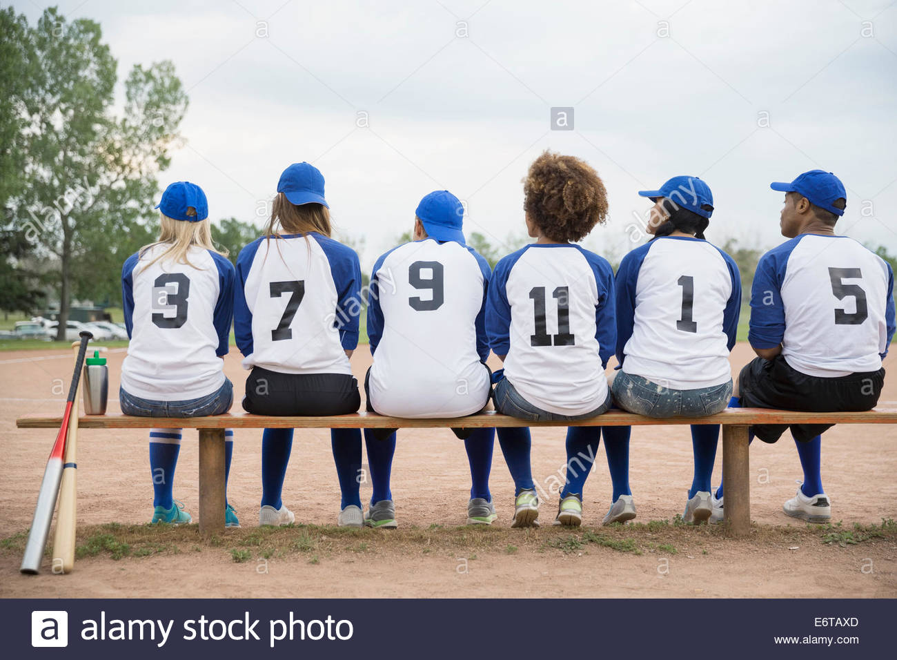 Young woman baseball bat view hires stock photography and images Alamy