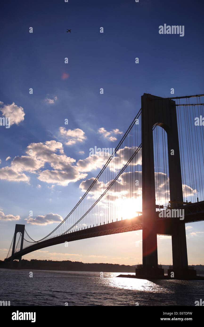 The VerrazanoNarrows Bridge , The largest and longest bridge in New