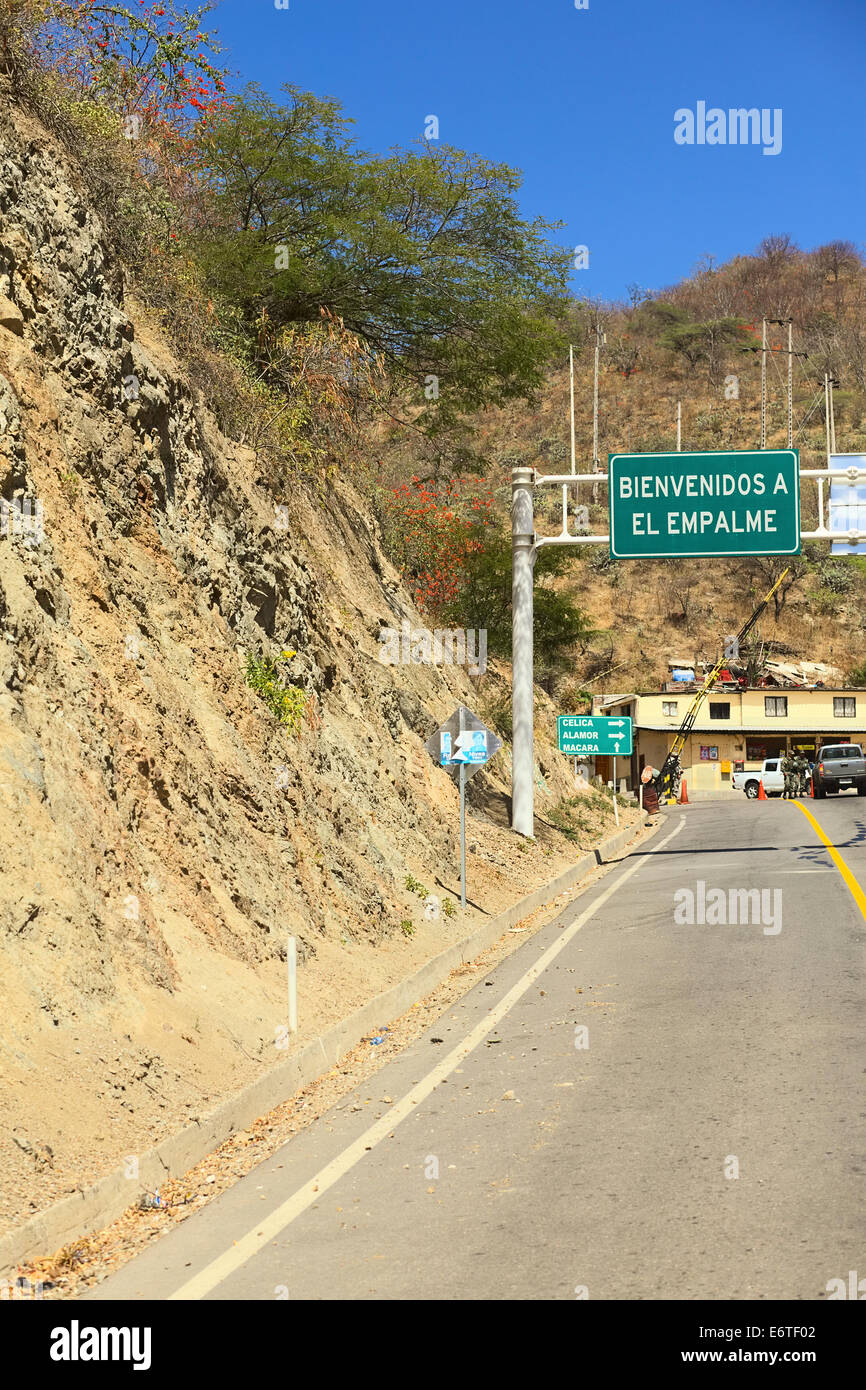 El Empalme on the Ecuador Highway 35 on the way between Loja and Macara in Ecuador Stock Photo